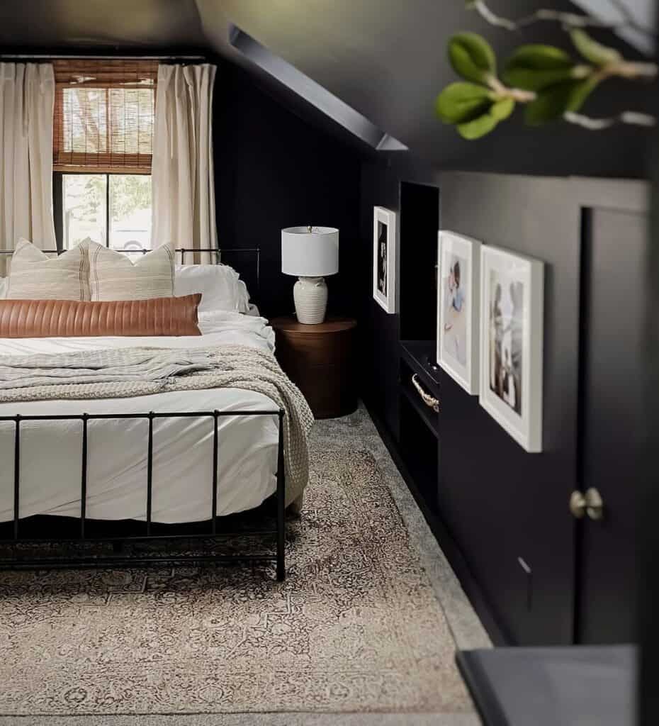 15 Low Sloped Ceiling Bedroom Ideas for a Cozy and Spacious Feel - Image 3